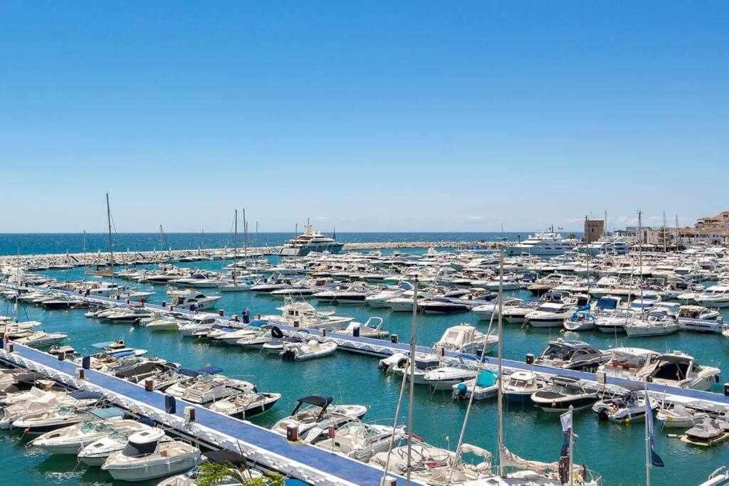 Puerto Banus Penthouse Apartment K1 Marbella Buitenkant foto